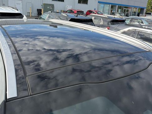 Used 2025 Kia Sorento S w/ Panoramic Sunroof Package AWD/4WD image 15