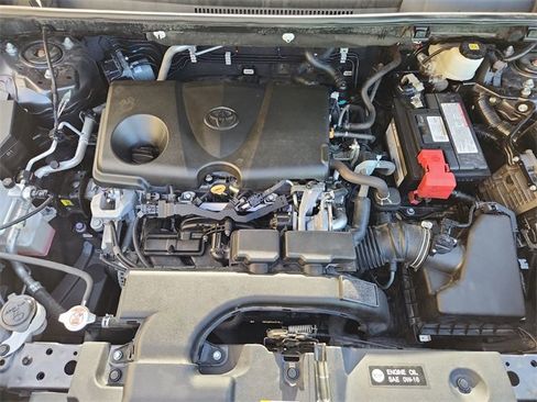 Used 2020 Toyota RAV4 XLE w/ Convenience Package image 29