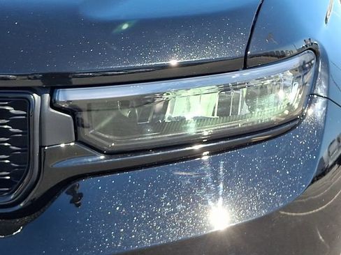 Used 2024 Jeep Grand Cherokee L Limited w/ Luxury Tech Group II image 9