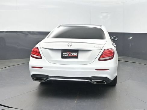 Used 2019 Mercedes-Benz E 300 4MATIC image 35
