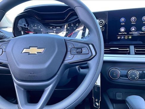 New 2026 Chevrolet Trax LS FWD image 19