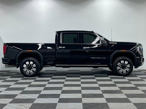 Used 2026 GMC Sierra 2500 Denali w/ Denali Reserve Package AWD/4WD image 11