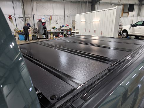 Used 2025 Chevrolet Silverado 2500 ZR2 w/ Technology Package image 7