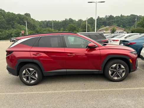 Used 2025 Hyundai Tucson SEL AWD/4WD image 4