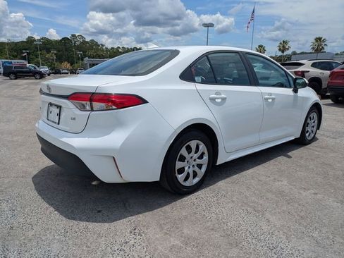 Used 2024 Toyota Corolla LE FWD image 7