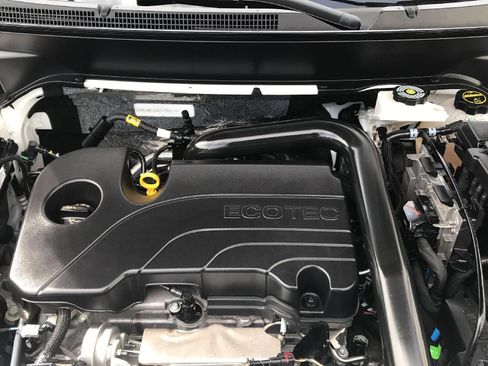 Certified 2024 Chevrolet Equinox RS w/ LPO, Floor Liner Package AWD/4WD image 23