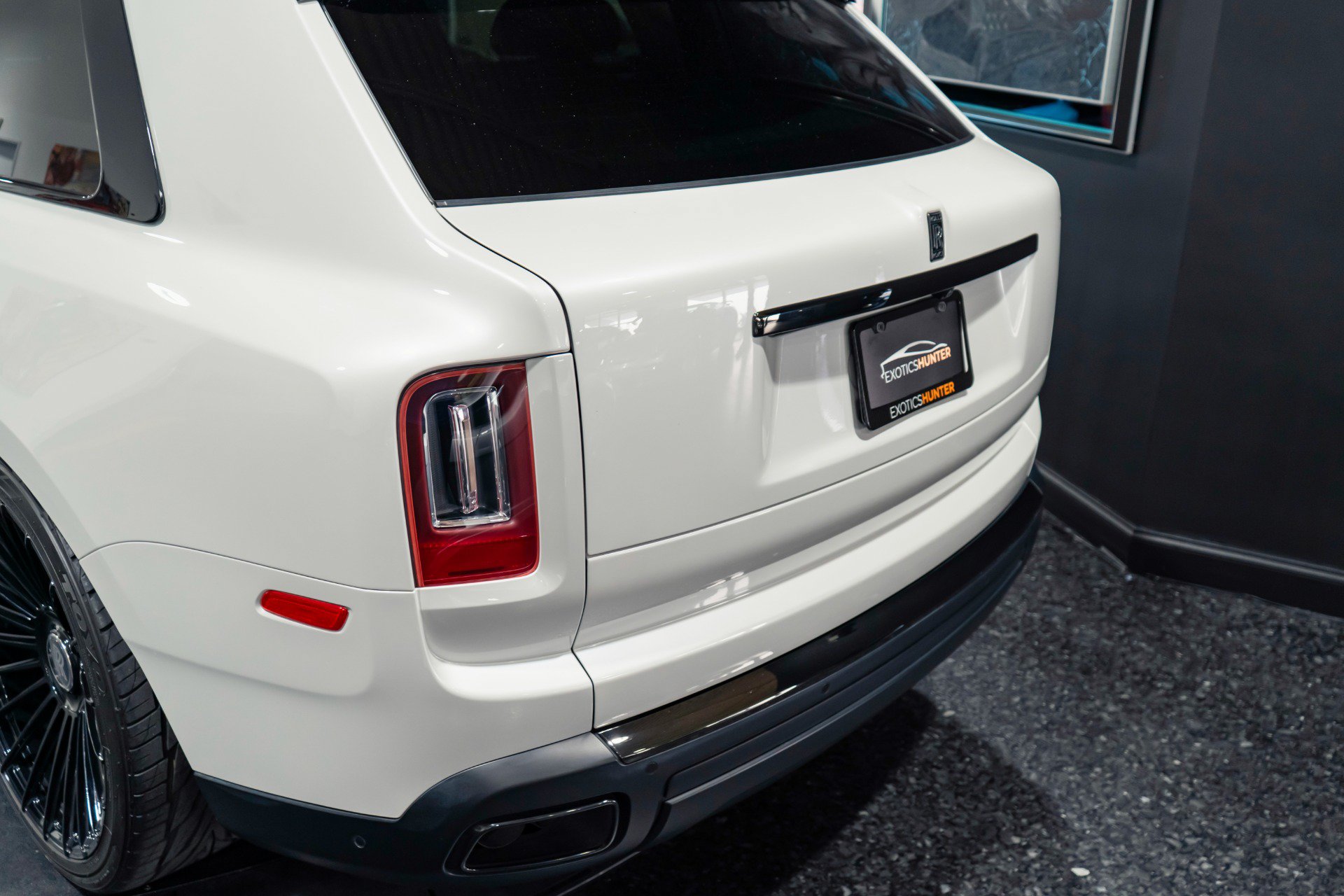 Used 2021 Rolls-Royce Cullinan Black Badge AWD/4WD image 26