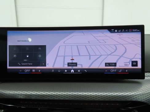 New 2026 BMW 330i Sedan w/ Convenience Package image 14