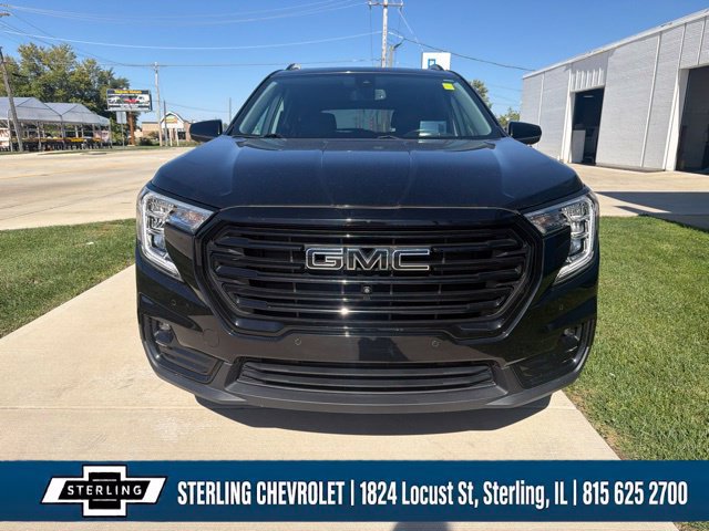 Used 2022 GMC Terrain SLT w/ Infotainment Package II AWD/4WD image 8