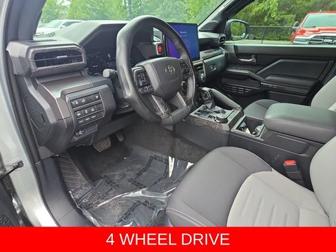 Used 2025 Toyota Tacoma TRD Off-Road w/ TRD Off Road Upgrade Package AWD/4WD image 16