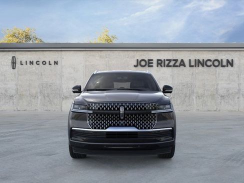 New 2026 Lincoln Navigator L Premier AWD/4WD image 6