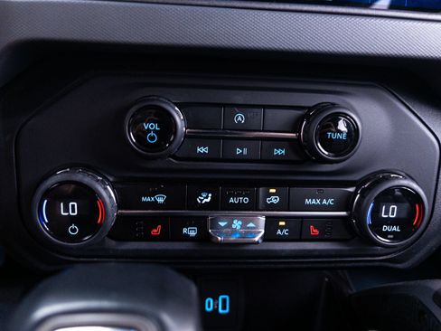 Used 2024 Ford Bronco Big Bend AWD/4WD image 28
