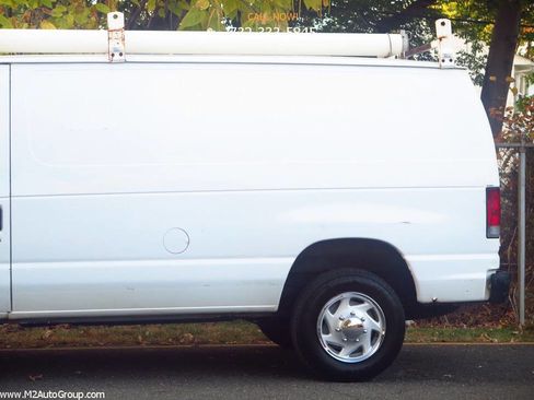Used 2011 Ford E-250 and Econoline 250 w/ PWR Group image 19