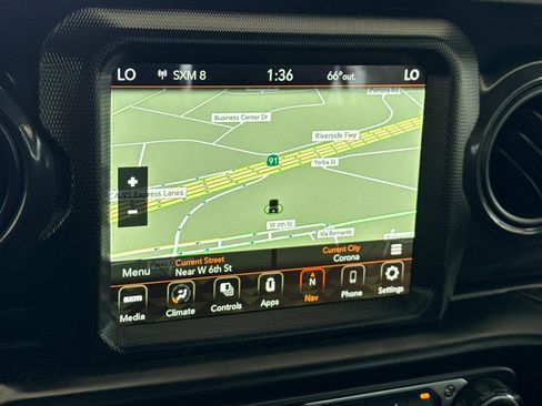 Used 2022 Jeep Wrangler Unlimited Sport AWD/4WD image 19