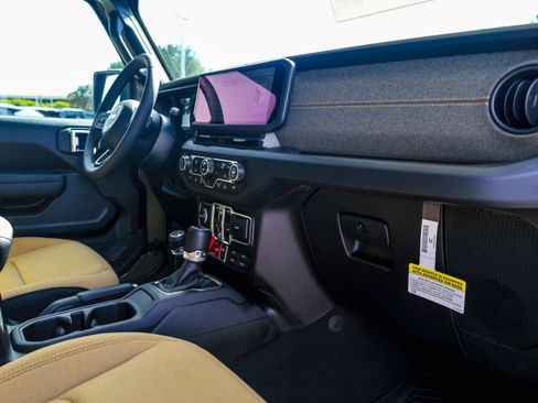 New 2026 Jeep Gladiator Willys AWD/4WD image 14