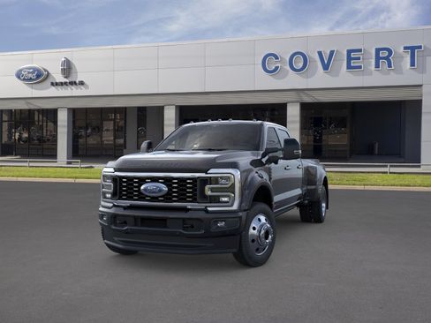 New 2026 Ford F450 Platinum w/ FX4 Off-Road Package AWD/4WD image 2