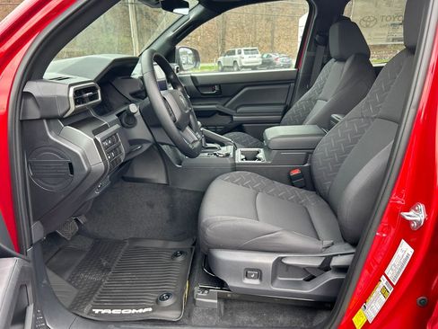 New 2026 Toyota Tacoma SR5 AWD/4WD image 17