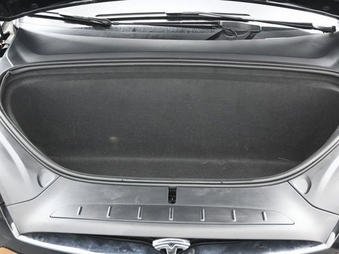 Used 2021 Tesla Model X Long Range image 47