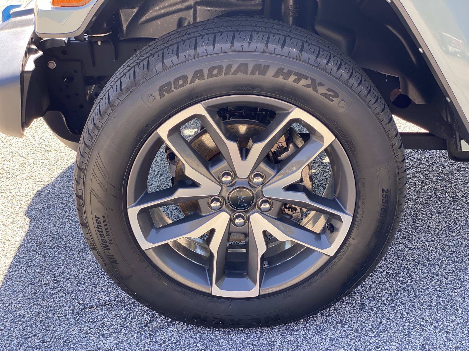 Used 2024 Jeep Wrangler Unlimited w/ Convenience Group AWD/4WD image 11