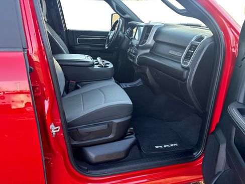 Used 2024 RAM 2500 Big Horn w/ Bed Utility Group image 19