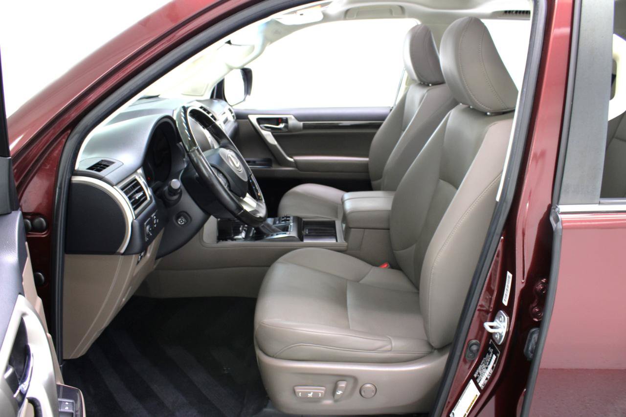 Used 2020 Lexus GX 460 Premium w/ Premium Package AWD/4WD image 31