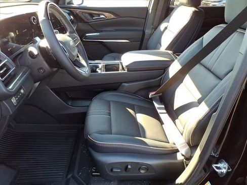 New 2026 Chevrolet Traverse High Country w/ LPO, Floor Liner Package AWD/4WD image 6