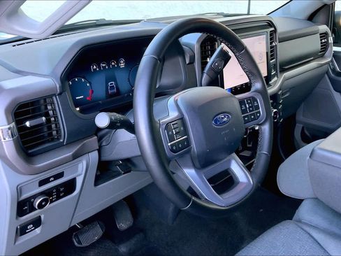 Used 2025 Ford F150 XLT w/ Equipment Group 301A Standard image 17