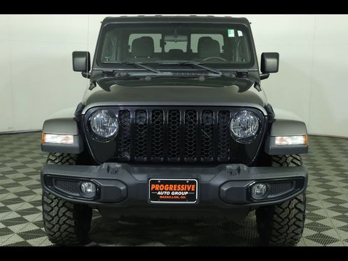 Used 2022 Jeep Gladiator Sport AWD/4WD image 11