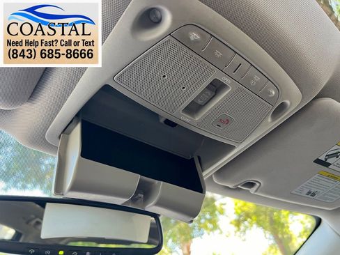 Used 2019 Nissan Rogue SL w/ Premium Package FWD image 45