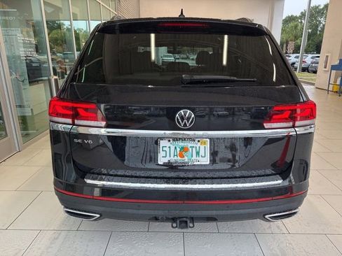 Used 2023 Volkswagen Atlas SE w/ Panoramic Sunroof Package FWD image 8