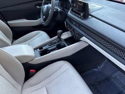 Used 2024 Honda Accord LX image 19
