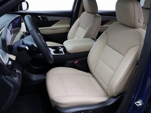 New 2026 Buick Enclave Preferred w/ Power Package image 9