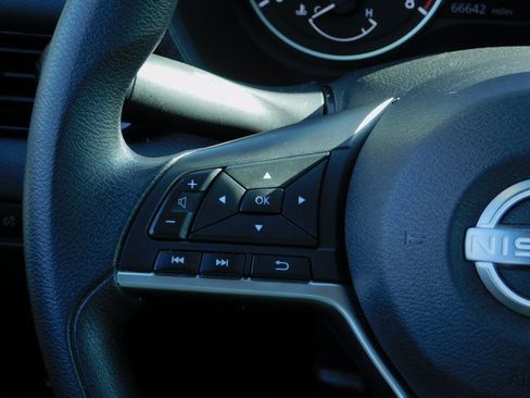 Used 2024 Nissan Sentra SV image 18