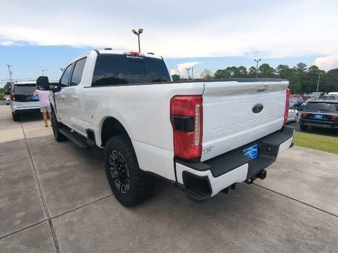 Used 2025 Ford F250 Lariat w/ Lariat Ultimate Package AWD/4WD image 5