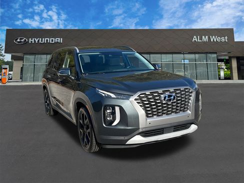 Used 2021 Hyundai Palisade SEL w/ Premium Package image 3