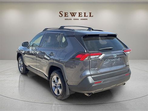 Used 2023 Toyota RAV4 XLE w/ Convenience Package image 3