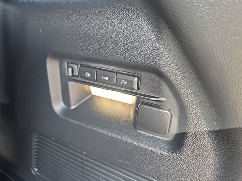 Used 2023 Ford Explorer ST w/ Technology Package AWD/4WD image 9