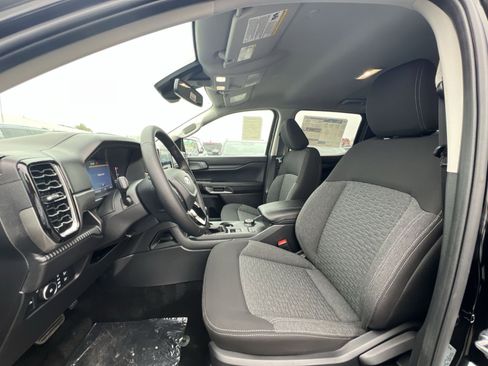 New 2025 Ford Ranger XLT w/ FX4 Off-Road Package image 13