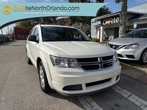 Used 2020 Dodge Journey SE w/ SE Popular Equipment Group image 1