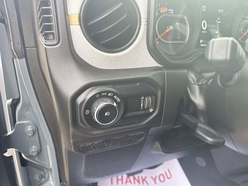 Certified 2025 Jeep Wrangler Unlimited Sport image 20