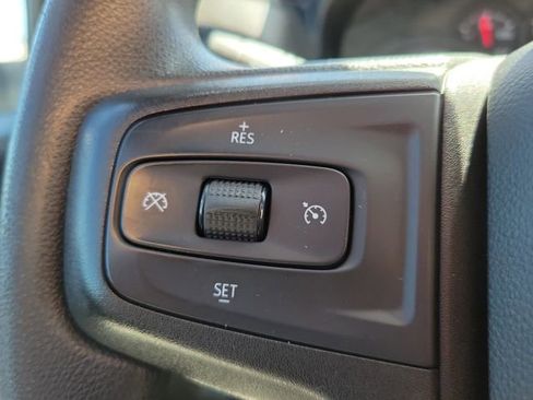 Used 2020 Chevrolet Silverado 1500 Custom w/ Custom Max Trailering Package AWD/4WD image 21