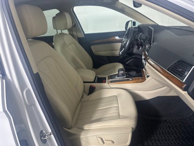 Used 2022 Audi Q5 2.0T Premium Plus AWD/4WD image 25
