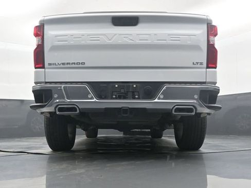 Used 2025 Chevrolet Silverado 1500 LTZ AWD/4WD image 40