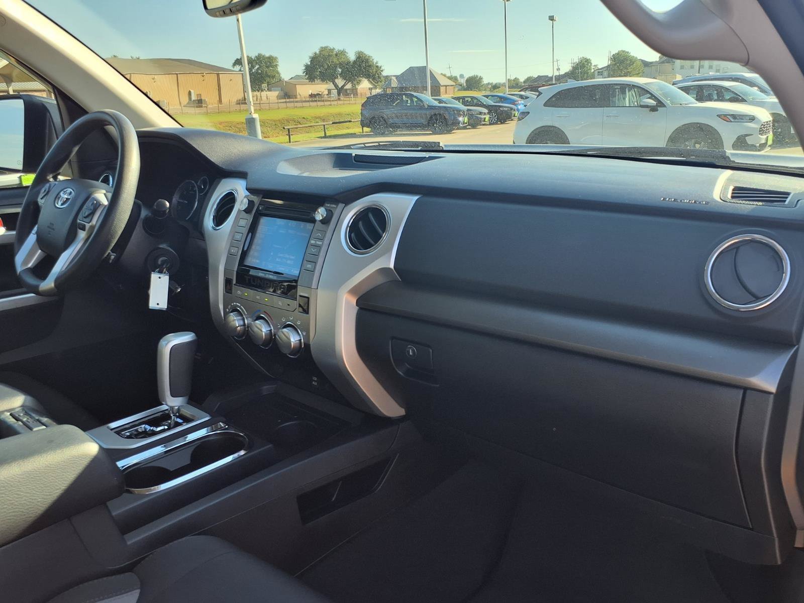 Used 2014 Toyota Tundra SR5 w/ SR5 Upgrade Package RWD image 12