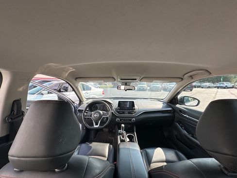 Used 2024 Nissan Altima 2.5 SR FWD image 20