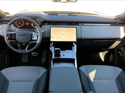 New 2025 Land Rover Range Rover Sport SV Edition Two image 13