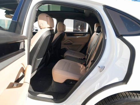 Used 2024 Porsche Cayenne S image 24