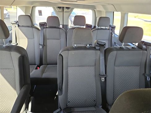 Used 2023 Ford Transit 350 XLT image 34