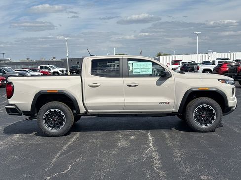 New 2026 GMC Canyon AT4 w/ Technology Plus Package AWD/4WD image 11