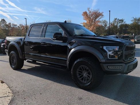 Used 2019 Ford F150 Raptor w/ Equipment Group 802A Luxury image 2